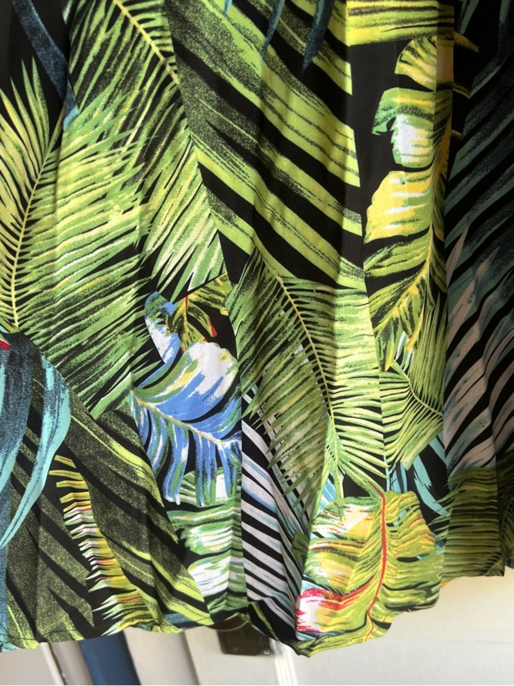 SHEIN Black & Tropical Leaf Print Midi Dress - Picture 5 of 12